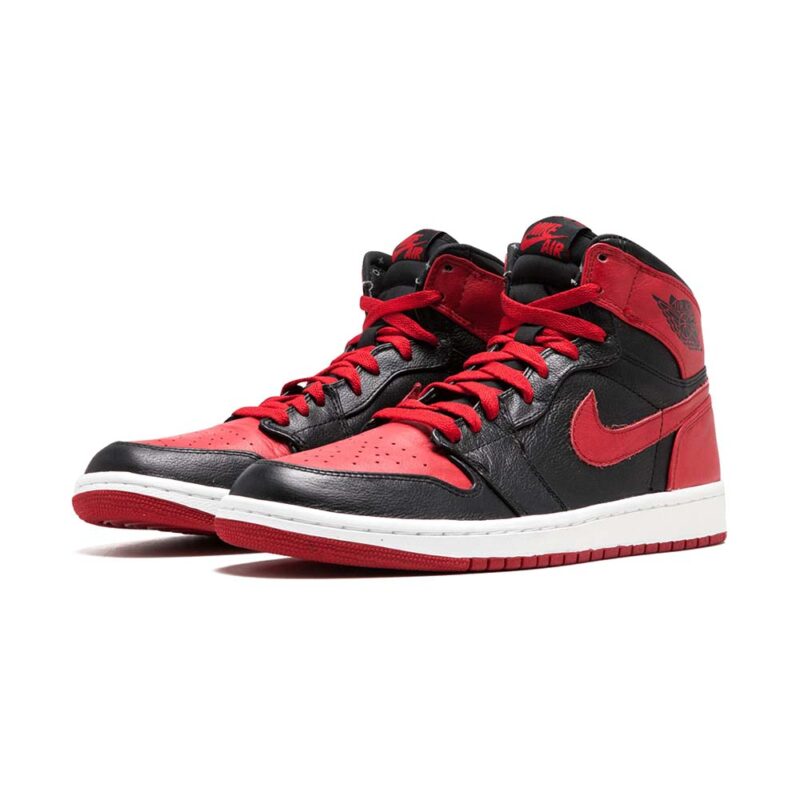 Air Jordan 1 Retro High ‘Banned’ 2011 - Image 2