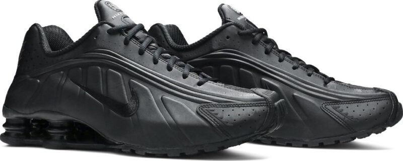 Shox R4  Triple Black  104265-044 - Image 3