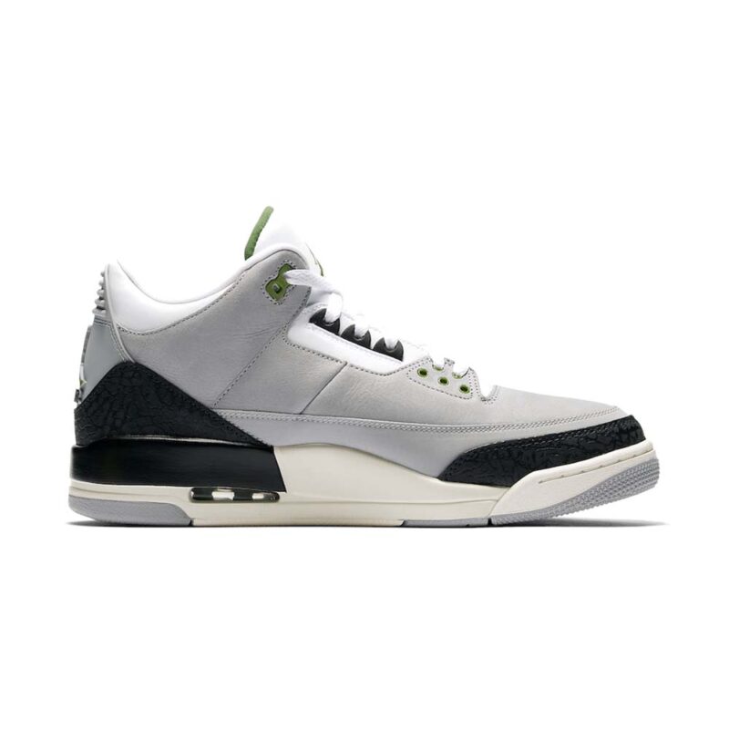 Air Jordan 3 Retro ‘Chlorophyll’ - Image 3