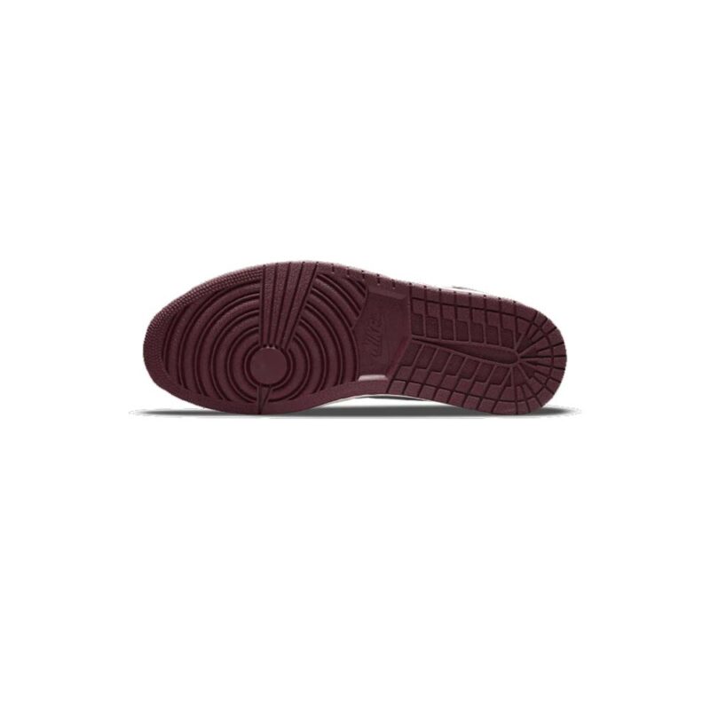 Air Jordan 1 High OG Bordeaux - Image 5