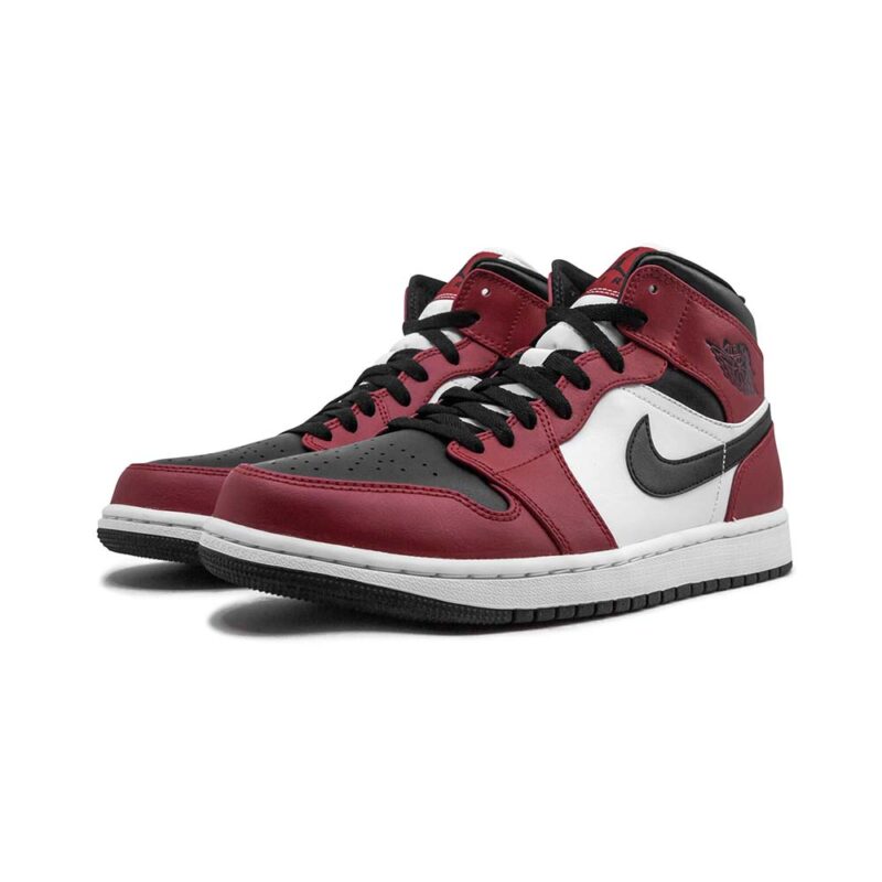 Air Jordan 1 Mid ‘Chicago Black Toe’ - Image 2