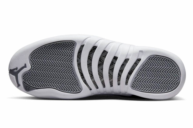 Air Jordan 12 Retro  Stealth - Image 6