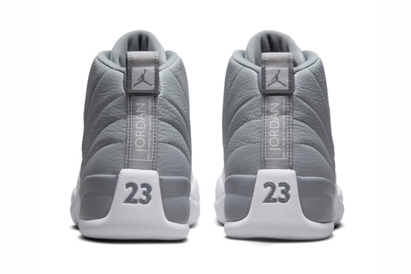 Air Jordan 12 Retro  Stealth - Image 5