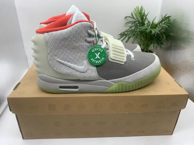Nike Air Yeezy 2 Pure Platinum - Image 4