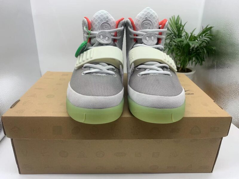 Nike Air Yeezy 2 Pure Platinum - Image 8