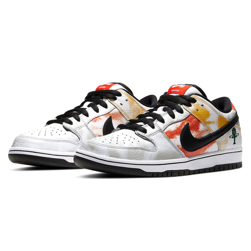 Nike SB Dunk Low Tie Dye Raygun 2019 - Image 3