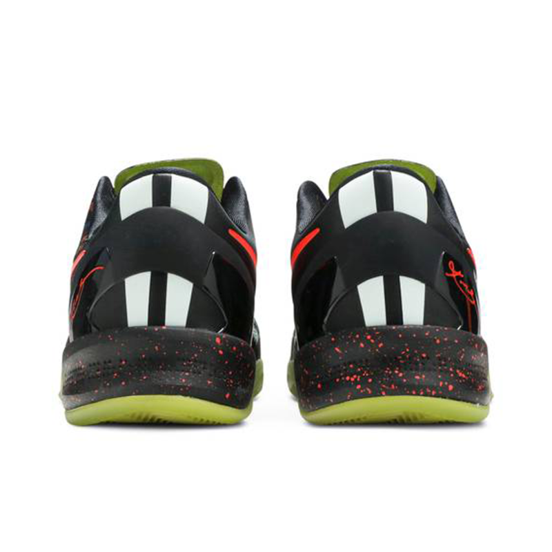 Nike Kobe 8 System Christmas - Image 5